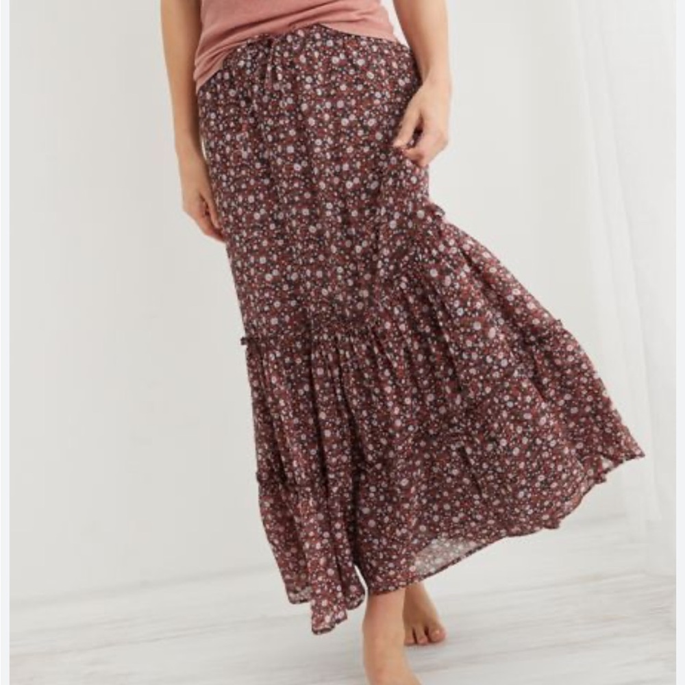 aerie Floral Print Scrunch Headband in Black and Burgundy